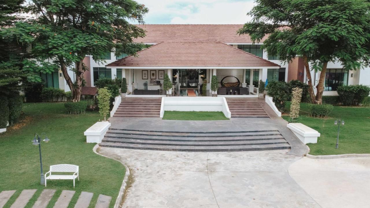 The Desiign Hotel - Sha Si Maha Phot Exterior photo